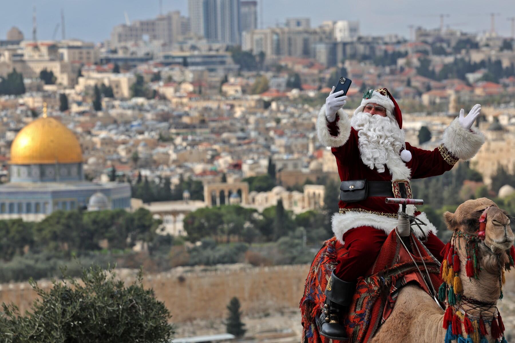 palestinian-santa-narrates-christmas-story-al-bawaba